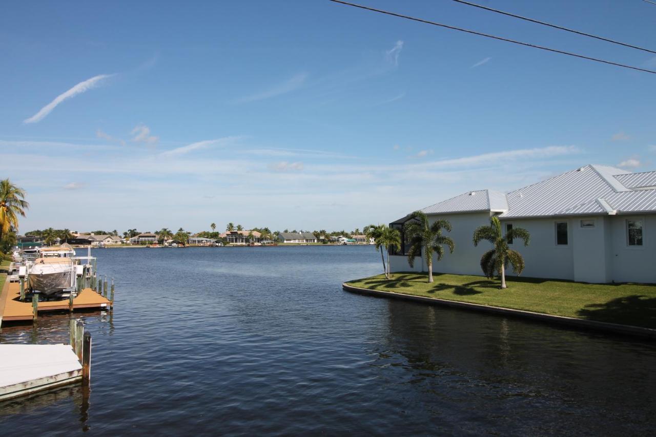 Luxury Home, Hot Tub, Heated Pool, Tiki Bar - Villa Spain Cape Coral Bagian luar foto