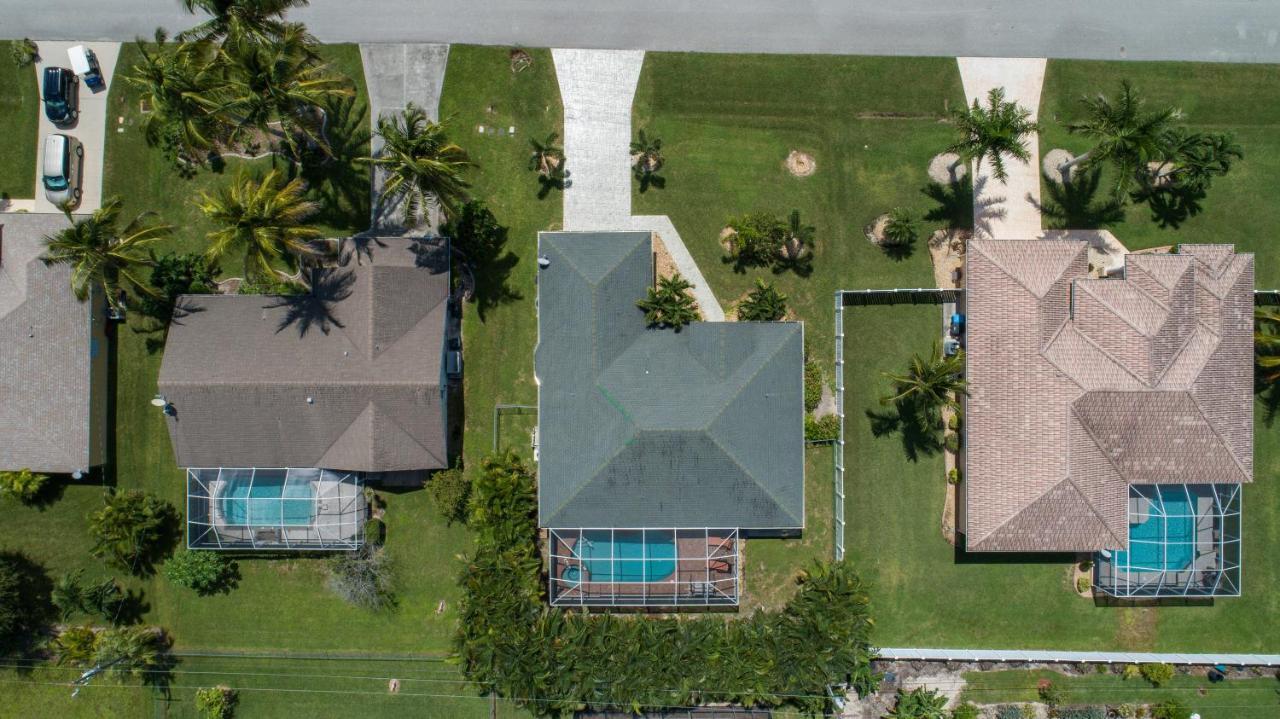 Luxury Home, Hot Tub, Heated Pool, Tiki Bar - Villa Spain Cape Coral Bagian luar foto